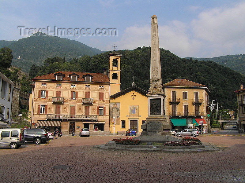 switz372: Switzerland - Bellinzona, Ticino canton: obelisk - photo by J.Kaman - (c) Travel-Images.com - Stock Photography agency - Image Bank