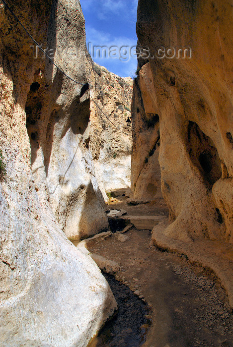 syria112: Maaloula, Syria: St Takla's pass - small canyon - photographer: M.Torres - (c) Travel-Images.com - Stock Photography agency - Image Bank