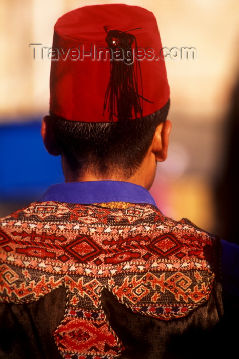 syria160: Damascus, Syria: juice seller - fez hat - Tarboosh a red felt hat - photographer: John Wreford - (c) Travel-Images.com - Stock Photography agency - Image Bank
