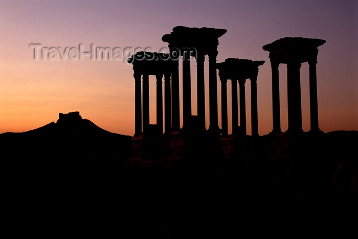 syria176: Syria - Palmyra: Tetrapylon and Qala'at ibn Maan castle - photo by J.Wreford - (c) Travel-Images.com - Stock Photography agency - Image Bank