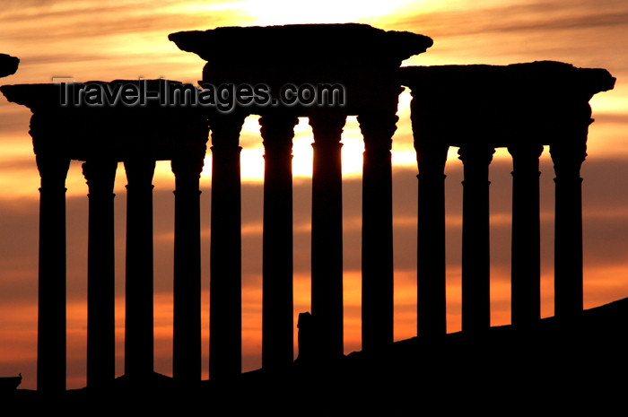 (c) Travel-Images.com - Stock Photography agency - the Global Image Bank