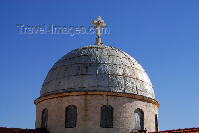 syria245: Saidnaya / Seydnaya - Rif Dimashq governorate, Syria: Holy Patriarchal Convent of Our Lady of Saidnaya - dome - photo by M.Torres / Travel-Images.com - (c) Travel-Images.com - Stock Photography agency - Image Bank