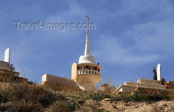 syria265: Maaloula - Rif Dimashq governorate, Syria:  minaret and Muslim cemetery - photo by M.Torres / Travel-Images.com  - (c) Travel-Images.com - Stock Photography agency - Image Bank