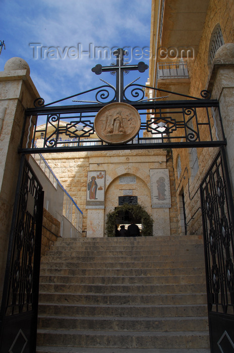 syria267: Maaloula - Rif Dimashq governorate, Syria:  gate of St Takla monastery - Mar Taqla - Saint Thecla - photo by M.Torres / Travel-Images.com  - (c) Travel-Images.com - Stock Photography agency - Image Bank