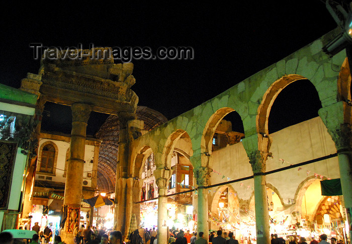 syria434: Damascus / Damasco, Syria: Damascus: western gate of the Roman temple of Jupiter - entrance to Souq Al Hamidiyeh - nocturnal - photographer: M.Torres / Travel-Images.com - (c) Travel-Images.com - Stock Photography agency - Image Bank