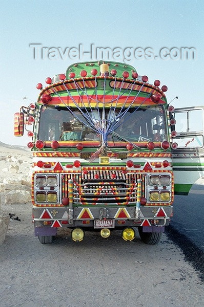 syria82: Syria - Palmyra / Tadmor / PMS: a Middle-Eastern bus - decorated bus (photo by J.Kaman) - (c) Travel-Images.com - Stock Photography agency - Image Bank