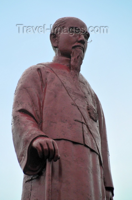 taiwan13: Taipei, Taiwan: Jieshou Park, statue of Lin Sen - Chairman of the National Government of the Republic of China 1931-1943 - photo by M.Torres - (c) Travel-Images.com - Stock Photography agency - Image Bank