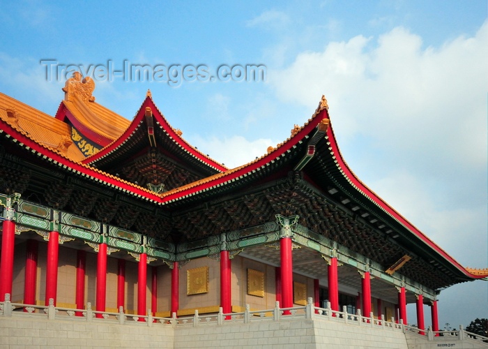 taiwan34: Taipei, Taiwan: National Concert Hall, main entrance - ornate hip-and-gable roof - Liberty Square - photo by M.Torres - (c) Travel-Images.com - Stock Photography agency - Image Bank