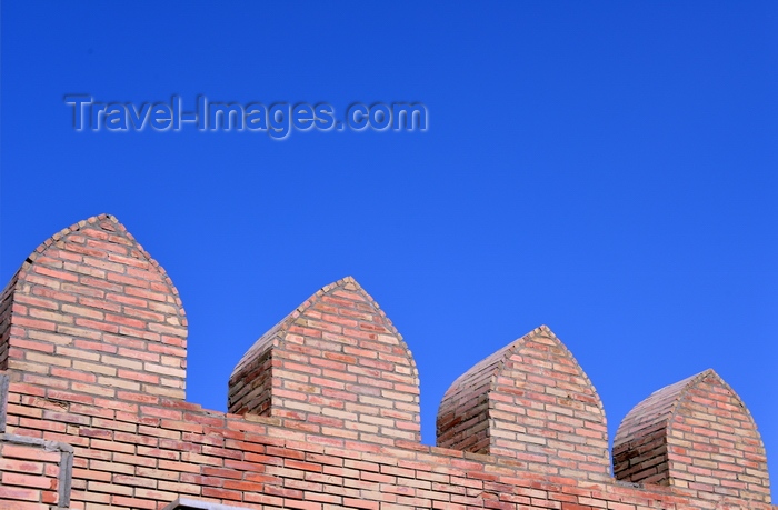 tajikistan30: Hisor, Tajikistan: merlons on the ramparts of Hisor / Hissar fortress - photo by M.Torres - (c) Travel-Images.com - Stock Photography agency - Image Bank