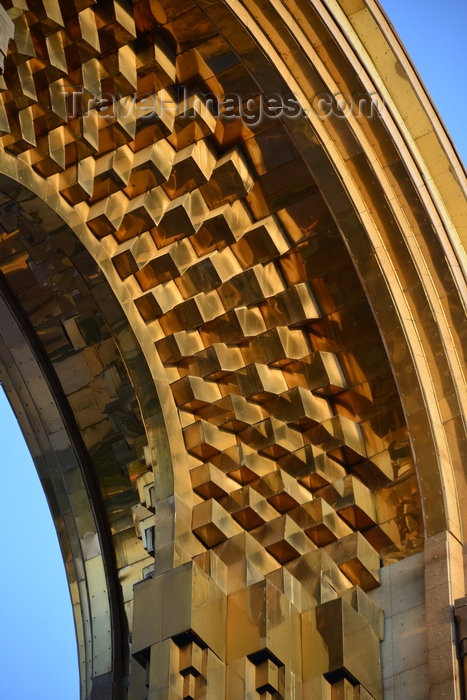 tajikistan40: Dushanbe, Tajikistan: golden arch above the Ismoil Somoni monument on Dusti square - photo by M.Torres - (c) Travel-Images.com - Stock Photography agency - Image Bank