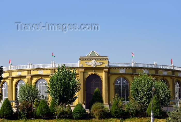 tajikistan64: Tajikistan, Dushanbe: Dushanbe amphitheater - round building with Zoroastrian religion inspired Farvahar, Ismail Somoni avenue - photo by M.Torres - (c) Travel-Images.com - Stock Photography agency - Image Bank