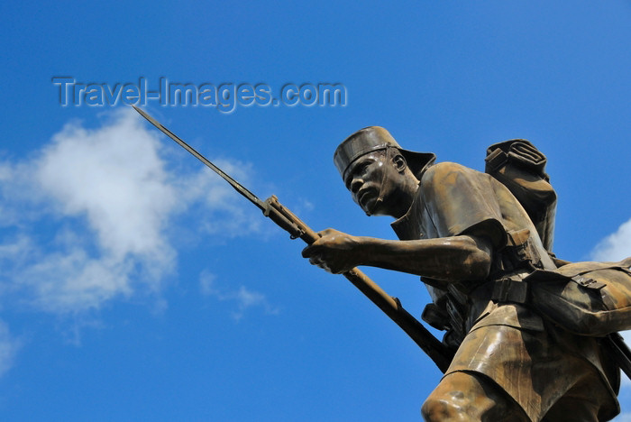 tanzania12: Dar es Salaam, Tanzania: Askari Monument - African  World War I soldier - Azikiwe Street - photo by M.Torres - (c) Travel-Images.com - Stock Photography agency - Image Bank