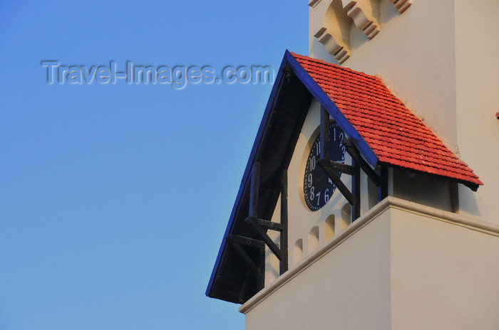 tanzania196: Dar es Salaam, Tanzania: Azania Front Lutheran Church - clock - corner of Sokoine Drive and Azikiwe Street, Kivukoni front - photo by M.Torres - (c) Travel-Images.com - Stock Photography agency - Image Bank