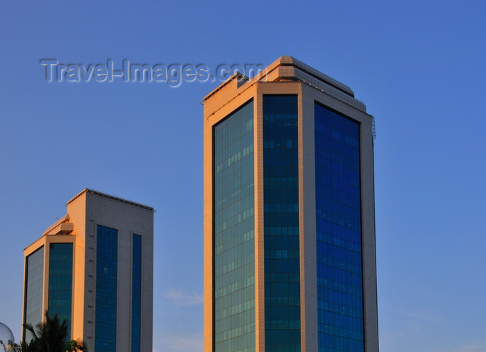 tanzania201: Dar es Salaam, Tanzania: Bank of Tanzania's twin towers on Mirambo Street - BoT headquarters , Benki Kuu ya Tanzania - photo by M.Torres - (c) Travel-Images.com - Stock Photography agency - Image Bank