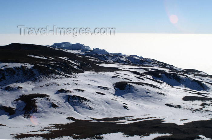 tanzania84: Tanzania - Kilimanjaro NP: Marangu Route - day 5 - Mount Kilimanjaro, the Kibo crater seen from Uhuru Peak - photo by A.Ferrari - (c) Travel-Images.com - Stock Photography agency - Image Bank