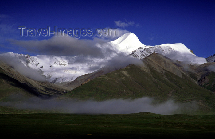 tibet100: Tibet - Sandaindangsang peak - 6590 m Nyainqentanglha Mountains, Damxung County - photo by Y.Xu - (c) Travel-Images.com - Stock Photography agency - Image Bank