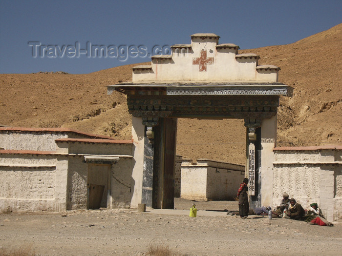 tibet19: Tibet - hospital entrance - photo by M.Samper  - (c) Travel-Images.com - Stock Photography agency - Image Bank