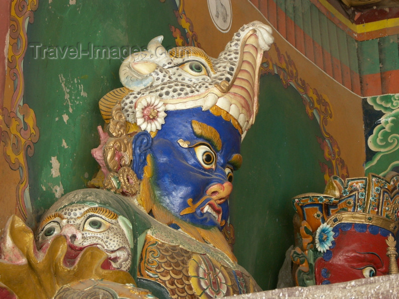 tibet5: Tibet - Gyantse: Palkhor monastery - Buddhist guardians of the four directions - strange and ferocious statues - photo by P.Artus - (c) Travel-Images.com - Stock Photography agency - Image Bank