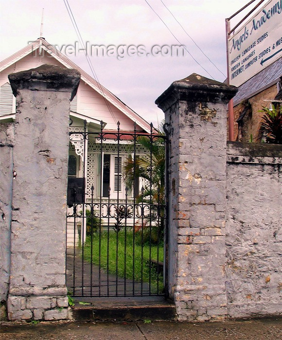 trinidad-tobago10: Trinidad - Port of Spain: Angels Academy - photo by P.Baldwin - (c) Travel-Images.com - Stock Photography agency - Image Bank