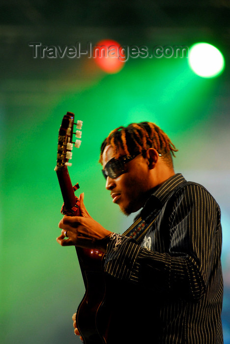 trinidad-tobago131: Port of Spain, Trinidad and Tobago: singer is playing guitar - carnival - photo by E.Petitalot - (c) Travel-Images.com - Stock Photography agency - Image Bank