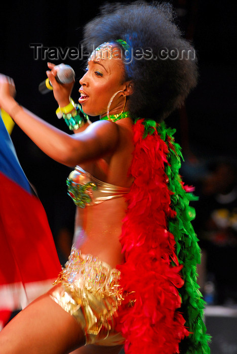 trinidad-tobago132: Port of Spain, Trinidad and Tobago: woman singing and dancing during the carnival. - photo by E.Petitalot - (c) Travel-Images.com - Stock Photography agency - Image Bank