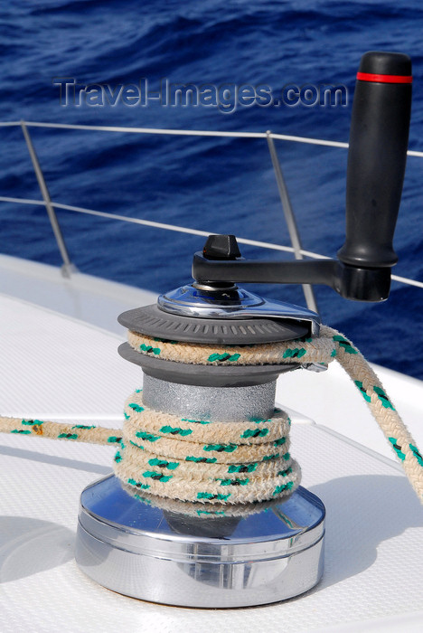 trinidad-tobago25: Caribbean Sea: winch on a sailing boat - photo by E.Petitalot - (c) Travel-Images.com - Stock Photography agency - Image Bank