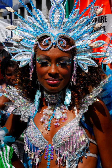 trinidad-tobago3: Port of Spain, Trinidad and Tobago: girl with blue gems - carnival - photo by E.Petitalot - (c) Travel-Images.com - Stock Photography agency - Image Bank
