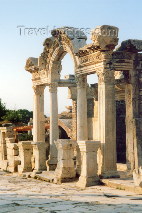 turkey10: Turkey - Efes / Ephesus: Hadrian's temple - photo by M.Torres - (c) Travel-Images.com - Stock Photography agency - Image Bank