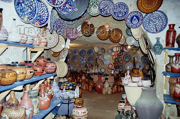 turkey117: Turkey - Avanos (Nevsehir province): pottery in a cave - photo by J.Kaman - (c) Travel-Images.com - Stock Photography agency - Image Bank