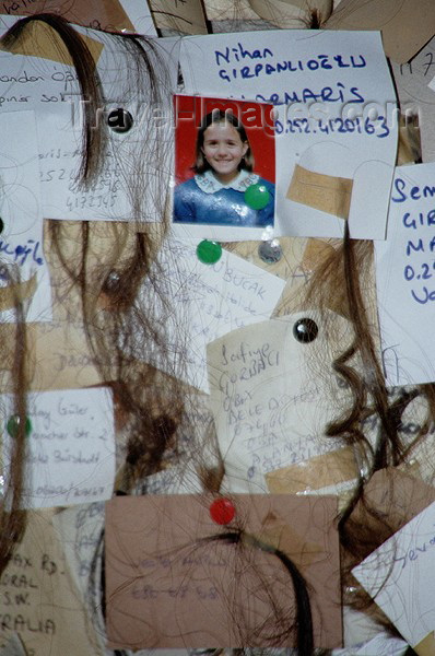 turkey118: Turkey - Avanos / Venessa (Nevsehir province - Anatolia): hair and requests for divine intervention - photo by J.Kaman - (c) Travel-Images.com - Stock Photography agency - Image Bank