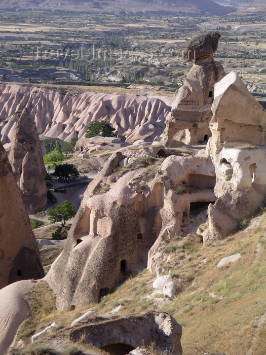 turkey131: Turkey - Cappadocia - Goreme: open air museum - photo by R.Wallace - (c) Travel-Images.com - Stock Photography agency - Image Bank