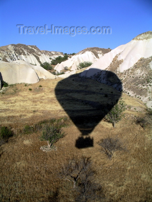 turkey135: Turkey - Cappadocia - Goreme / Korama: balloon shadow - photo by R.Wallace - (c) Travel-Images.com - Stock Photography agency - Image Bank