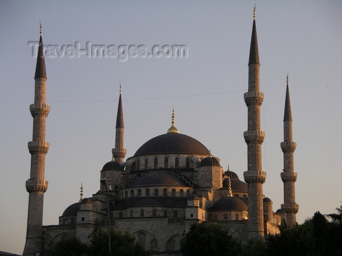 turkey140: Turkey - Istanbul / Constantinople / IST: the Blue Mosque - sunset - photo by R.Wallace - (c) Travel-Images.com - Stock Photography agency - Image Bank