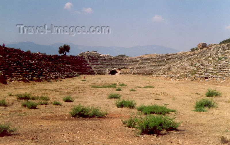 turkey15: Afrodisias / Aphrodisias - Geyre, Caria - Aydin province, Aegean region, Turkey: at the stadium - Hellenistic heritage - photo by M.Torres - (c) Travel-Images.com - Stock Photography agency - Image Bank