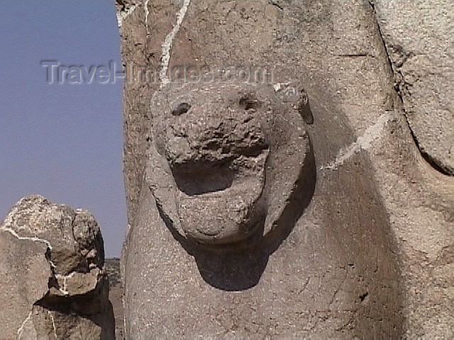 turkey19: Hattusa / Hattusha / Hattusas, Bogazkoy - Çorum province, Black Sea region, Anatolia, Turkey: detail of the Lions' gate - Unesco world heritage site - photo by A.Slobodianik - (c) Travel-Images.com - Stock Photography agency - Image Bank