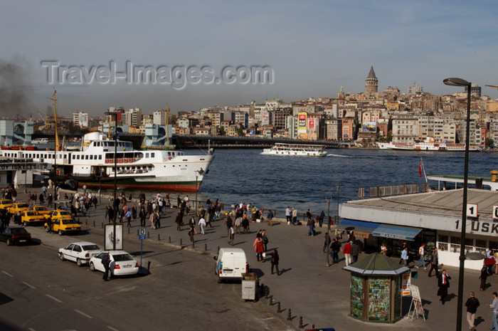 turkey199: Istanbul, Turkey: the golden horn - photo by J.Wreford - (c) Travel-Images.com - Stock Photography agency - Image Bank