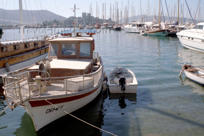 turkey223: Bodrum - Mugla Province, Aegean region, Turkey: boat in the marina - photo by M.Bergsma - (c) Travel-Images.com - Stock Photography agency - Image Bank