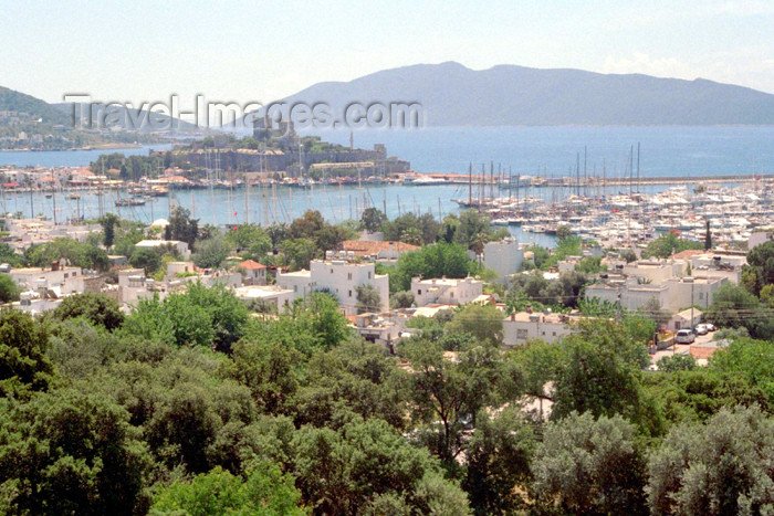 turkey226: Turkey - Bodrum (Mugla Province): St. Peter's castle and the Gulf of Gokova, now an isthmus - photo by M.Bergsma - (c) Travel-Images.com - Stock Photography agency - Image Bank