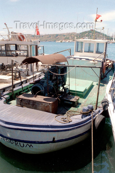 turkey241: Turkey - Bodrum: boat will al fresco engine - photo by M.Bergsma - (c) Travel-Images.com - Stock Photography agency - Image Bank