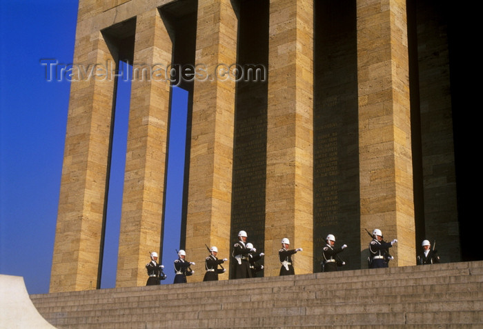 turkey256: Turkey - Ankara: Ataturk Memorial - changing the guard - photo by J.Wreford - (c) Travel-Images.com - Stock Photography agency - Image Bank