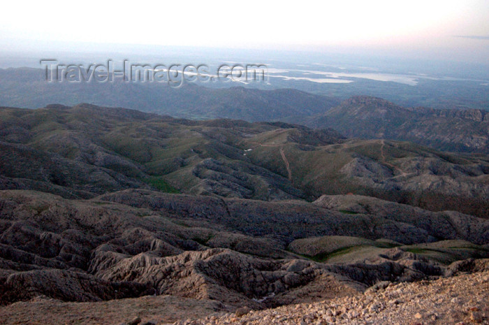 turkey290: Turkey - Mt Nemrut: view of the Taurus mountains - start of the Anatolian plateau - photo by C. le Mire - (c) Travel-Images.com - Stock Photography agency - Image Bank