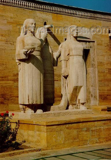 turkey3: Ankara / ANK - Central Anatolia, Turkey: Statues at Kemal Ataturk Memorial - Anitkabir - photo by M.Torres - (c) Travel-Images.com - Stock Photography agency - Image Bank