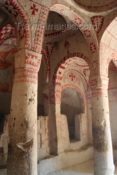 turkey366: Turkey - Cappadocia - Göreme: Geometric decorations - Church of St Barbara / Barbara Kilise - Goreme Open Air Museum / Goreme Acik Hava Muzesi - photo by C.Roux - (c) Travel-Images.com - Stock Photography agency - Image Bank