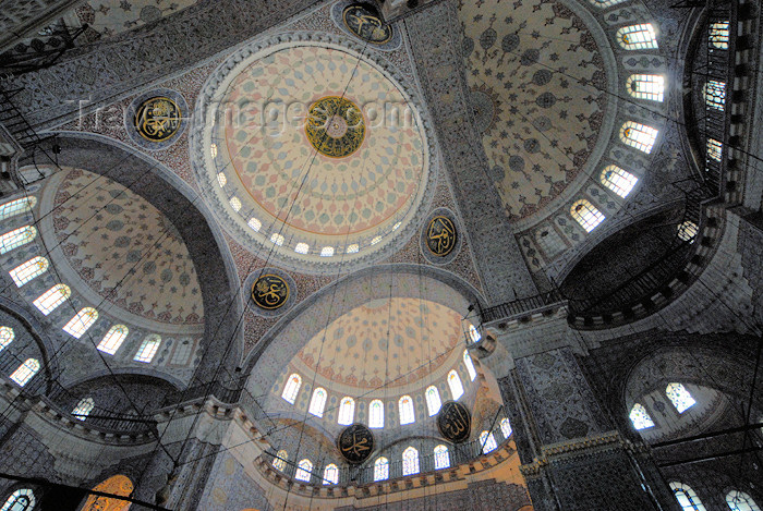 turkey399: Istanbul, Turkey: New mosque - interior - yeni cami - Eminonu - photo by J.Wreford - (c) Travel-Images.com - Stock Photography agency - Image Bank