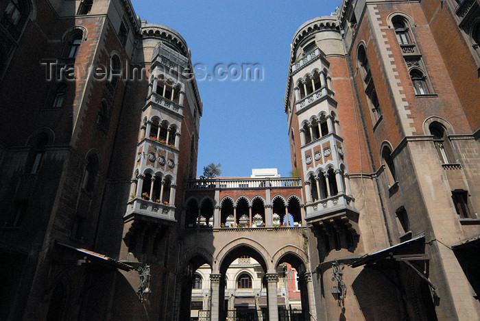 turkey428: Istanbul, Turkey: view from the Catholic church of St Antoine to Istiklal Caddesi, Beyoglu district - photo by M.Torres - (c) Travel-Images.com - Stock Photography agency - Image Bank