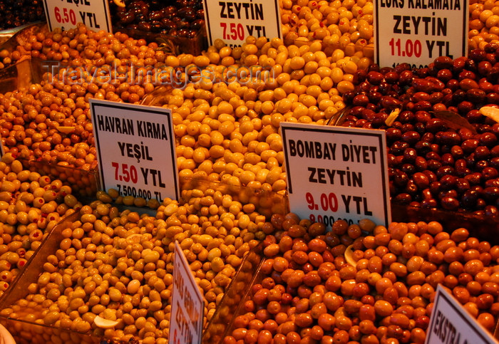 turkey448: Istanbul, Turkey: olives - Spice Bazaar aka Egyptian Bazaar - Eminönü District - photo by M.Torres - (c) Travel-Images.com - Stock Photography agency - Image Bank