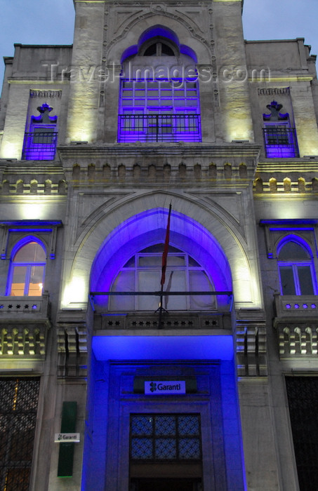 turkey459: Istanbul, Turkey:  Garanti Bank at night - Bahcekapi Branch, Bankacilar Cadessi - Eminönü District - photo by M.Torres - (c) Travel-Images.com - Stock Photography agency - Image Bank