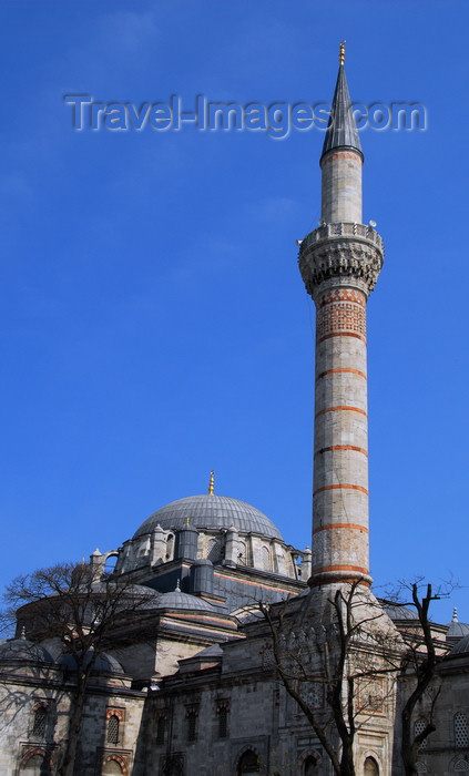 turkey465: Istanbul, Turkey: Beyazit Mosque - architect Yakubsah Bin Sultan - Bayezid Square, Yeniçeriler Cad. - Eminönü-District - photo by M.Torres - (c) Travel-Images.com - Stock Photography agency - Image Bank