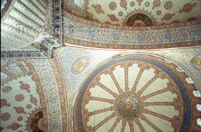 turkey495: Istanbul, Turkey: Blue mosque interior - dome - photo by S.Lund - (c) Travel-Images.com - Stock Photography agency - Image Bank