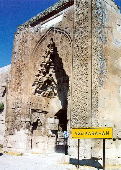 turkey51: Agzikarahan - Nevsehir province, Central Anatolia, Turkey: the Caravansaray's grand entrance - an overnight stop for camel caravans - photo by G.Frysinger - (c) Travel-Images.com - Stock Photography agency - Image Bank